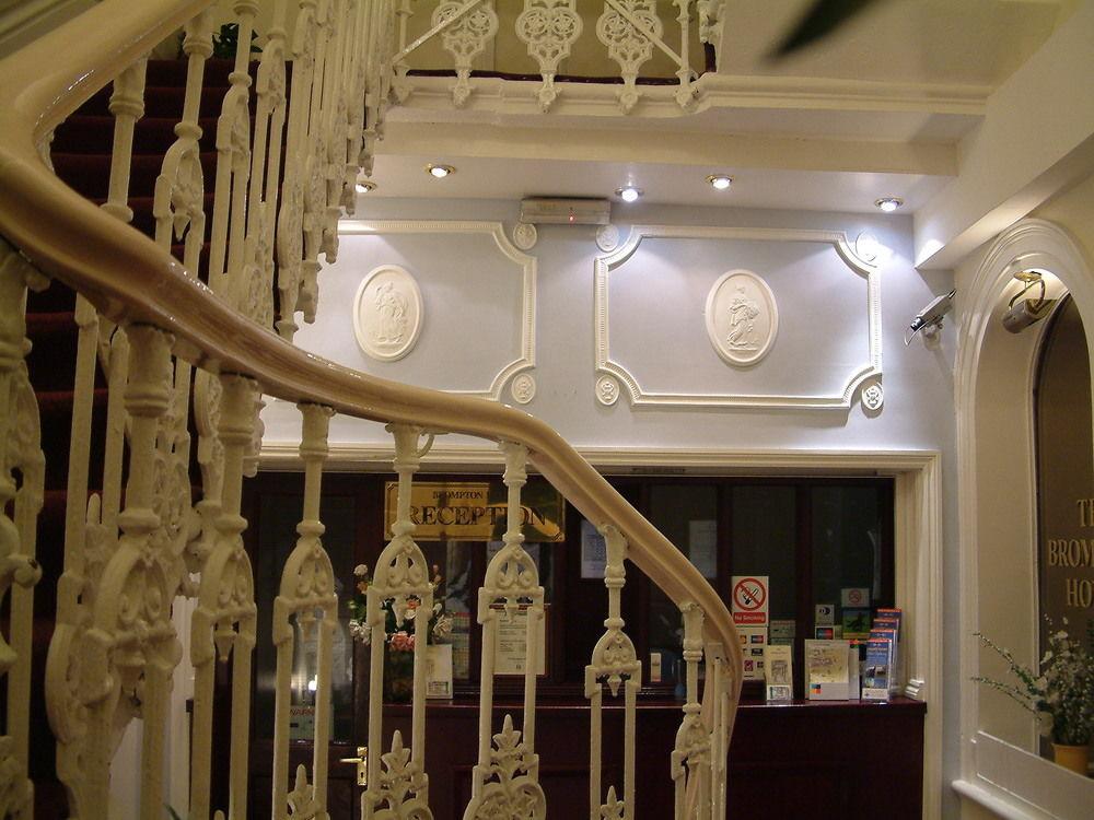 The Brompton Hotel London Exterior foto